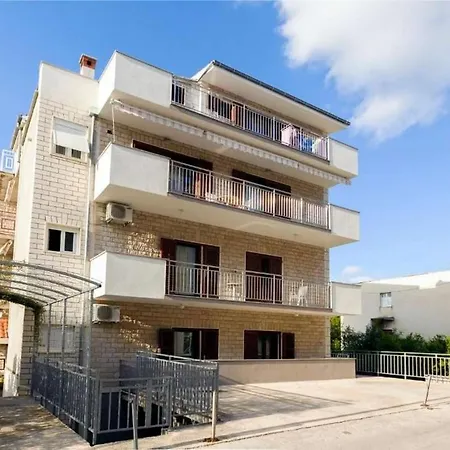 Appartamento With A Parking Space - 22800