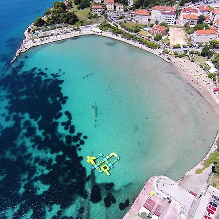 Appartamento With A Parking Space - 22800 Spalato