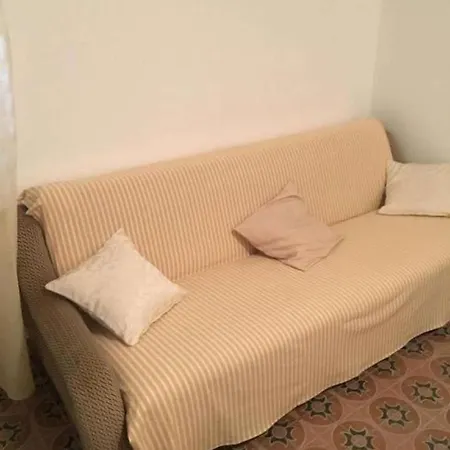 With A Parking Space - 22800 Сплит
