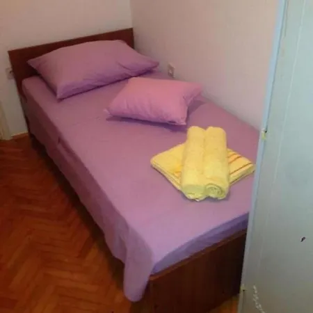 With A Parking Space - 22800